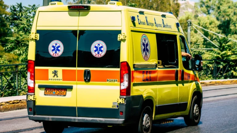 Σε σοβαρή κατάσταση 2χρονο κοpιτσάκι – Ο πατέρας της πήγε να βάλει βενζίνη και της έκαψε τα ρούχα