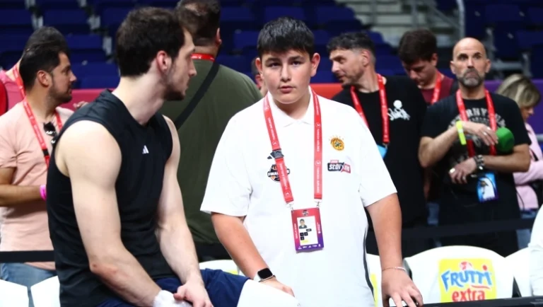 Γιος Αταμάν: «Με τον πατέρα μου, τον πρόεδρο Γιαννακόπουλο αυτή η ομάδα δεν θα πέσει»