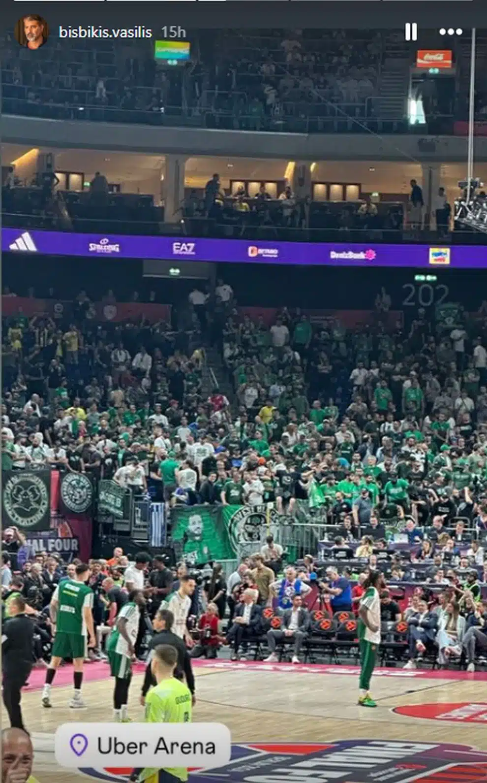 Ο Βασίλης Μπισμπίκης πήγε στο Βερολίνο για τον Παναθηναϊκό – Οι φωτογραφίες από το γήπεδο 3 bisbikis2