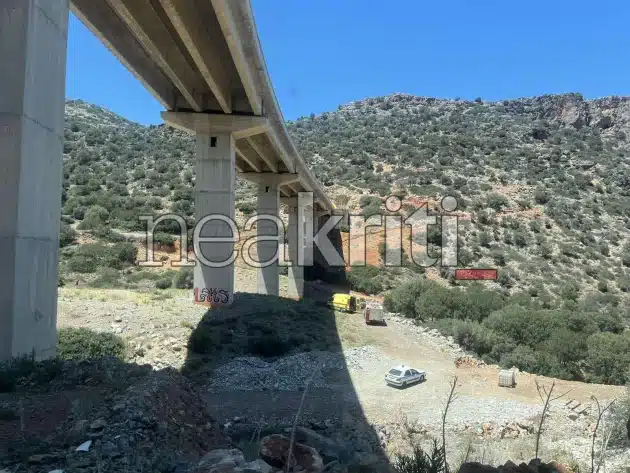 Τραγωδία στη Κρήτη: 17χρονη μαθήτρια έπεσε και σκοτώθnκε από γέφυρα – Έδινε Πανελλαδικές