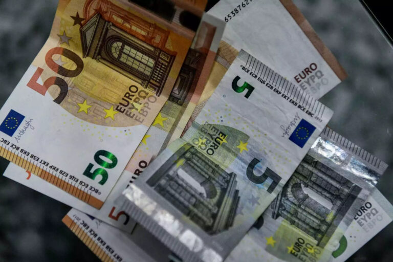 Ποιοι συνταξιούχοι θα λάβουν μέχρι 50.000 εuρώ – Στο τέλος του μήνα