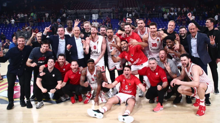 Μπαρτσελόνα – Ολυμπιακός 56-61: Ιστορική πρόκριση στο Final Four της Euroleague για τους Πειραιώτες