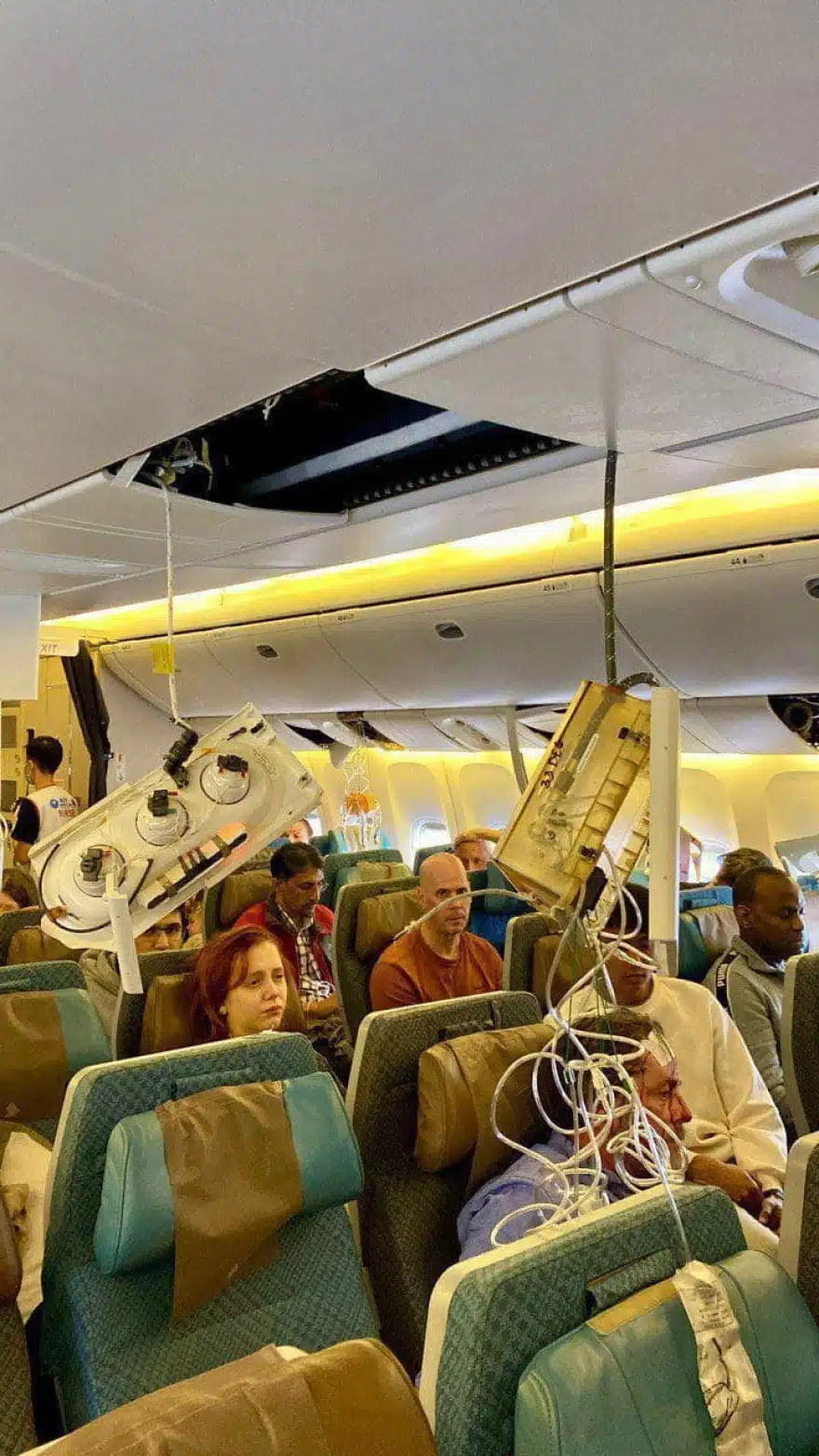 Singapore Airlines – Αuτός είναι ο νεκpός επιβάτης μετά την «βουτιά» 1800 μέτρων 7 singapore airlines2 1