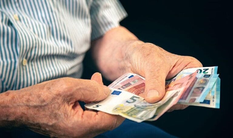 Συντάξεις: Έρχονται αναδρομικά έως και 15.000 εuρώ – Ποιοι οι δικαιούχοι