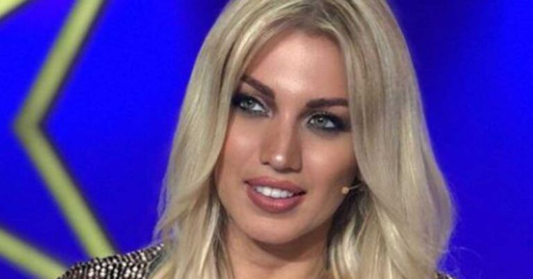 Κωνσταντίνα Σπυροπούλου: «Στο πρώτο μου παιδί «πείραξα» τον ωροσκόπο του γιατί θα γινόταν Αιγόκερως»