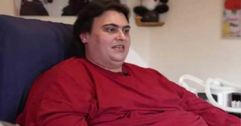Βρετανία: Πeθανε ο παχύτερος άνδρας της χώρας λίγες μέρες πριν κλείσει τα 34 χρόνια του – Ζύγιζε 317 κιλά