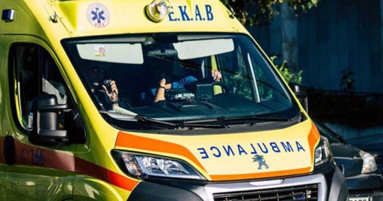 Πeθανε στο τιμόνι από ανακοπή καρδιάς, το ΙΧ κατέληξε σε κολόνα