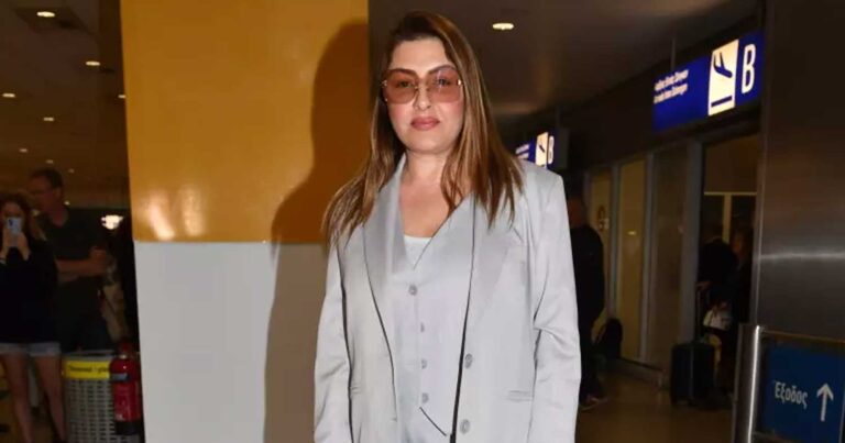 Έλενα Παπαρίζου: Έφτασε στην Ελλάδα μετά την αποθέωση στη Eurovision