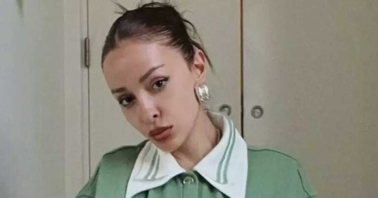 Ελένη Φουρέιρα: Οι φωτογραφίες με τον γιο της στην παραλία για τη γιορτή της μητέρας