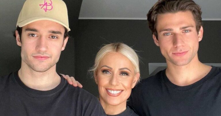 Μαρία Μπακοδήμου: Η εξομολόγηση για τη σχέση με τους γιους της – «Στην εφηβεία είχα ακούσει πολλά»