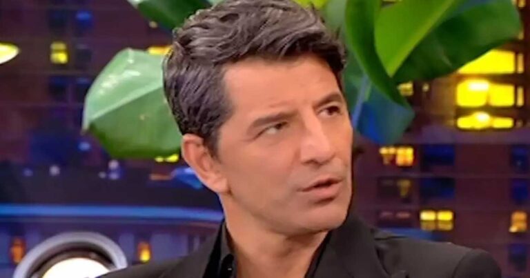 Σάκης Ρουβάς: «Δεν ήθελα να κάνω οικογένεια γιατί φοβόμουν μη γίνει το ίδιο με τη δική μου οικογένεια»