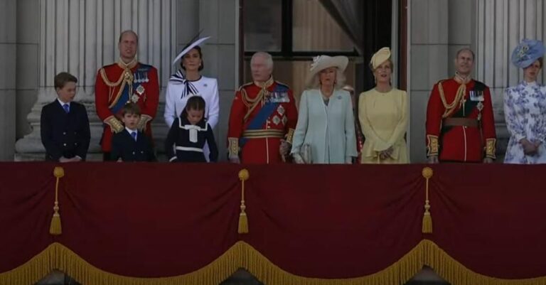 Κέιτ Μίντλετον: Στο μπαλκόνι του Μπάκιγχαμ με τον Κάρολο για πρώτη φορά αφού διαγνώστηκαν με καρκίνο