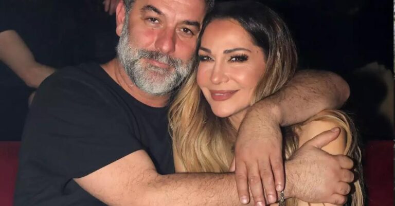 Δέσποινα Βανδή: «Κοιμάμαι σε μια αγκαλιά κι έχω έναν άνθρωπο με τον οποίο νιώθω πόθο»