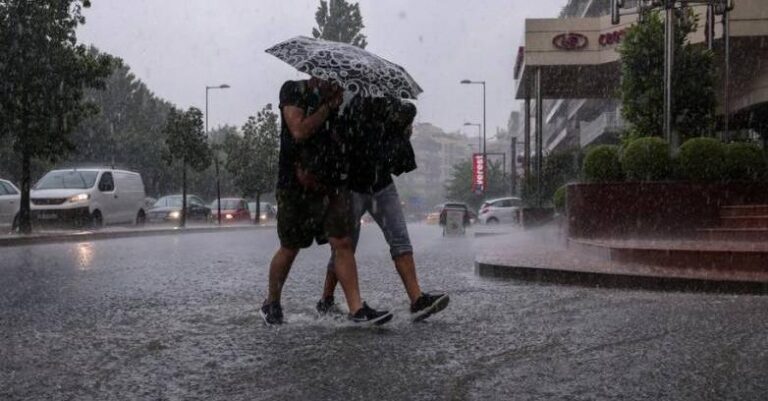 Καιρός: Ποιος καύσωνας; Έρχονται επικίνδυνες καταιγίδες