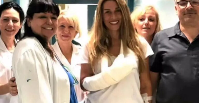 Έρρικα Πρεζεράκου: «Στο ελικόπτερο άκουγα ότι θα μου κóψоυν το χέρı από τον ώμο λόγω απώλειας αίματоς»