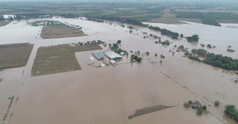 Λάρισα: Δημιουργήθηκε νησί μετά τις πλημμύρες και τώρα ορισμένοι διεκδικούν οικόπεδα