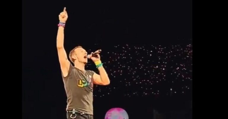 ColdPlay: Ο τραγουδιστής Κρις Μάρτιν μίλησε ελληνικά και ξεσήκωσε τους 60.000 θεατές – «Είμαστε ευγνώμονες»