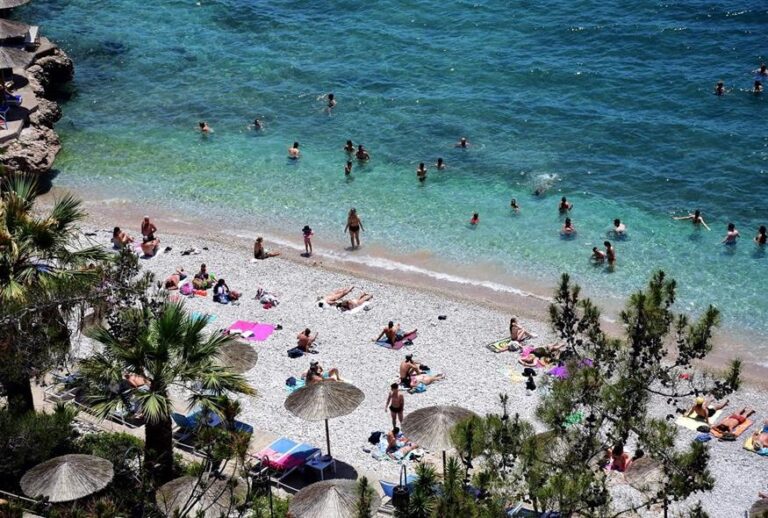 Μαρουσάκης: «Τους 50 βαθμούς που δεν πιάσαμε πέρυσι, σίγουρα φέτος θα τους πιάσουμε» Η ανάρτηση του Κλέαρχου Μαρουσ