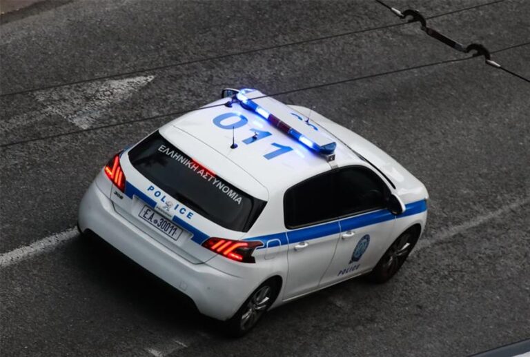 Συναγερμός στο Κερατσίνι: Εντοπίστηκε νεκρή γυναίκα μέσα σε διαμέρισμα