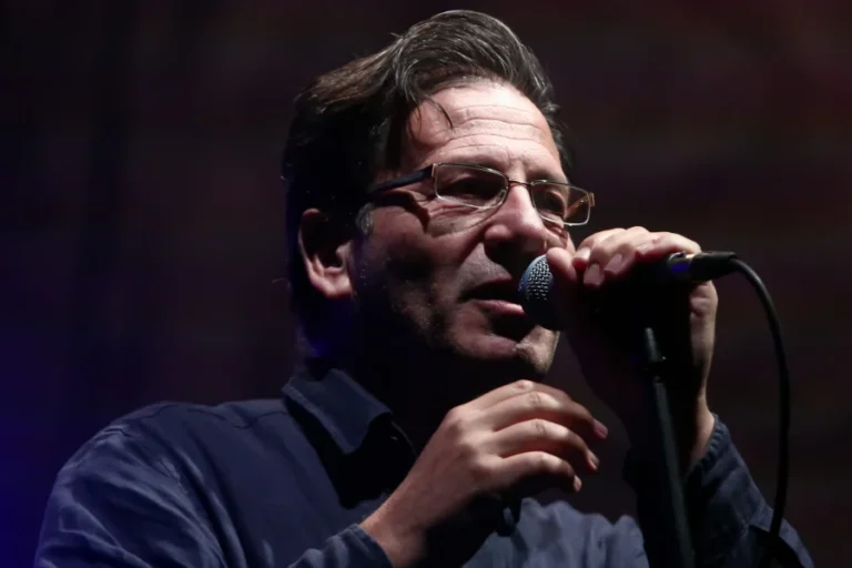 Θανάσης Παπακωνσταντίνου: Τέλος οι συναυλίες- «Κρατήστε τα τραγούδια και ’μένα ξεχάστε με!»