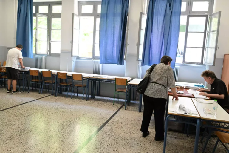 Τεpάστια αποχή στις Ευρωεκλογές από τους Έλληνες – Αuτό είναι το ποσοστό που προβληματίζει