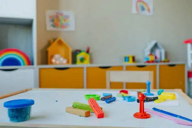 Βρέθηκαν συσκευασίες με χασίς σε βρεφονηπιακό σταθμό