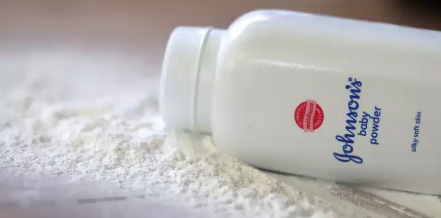 Παγκόσμιο σοκ: Πρόστιμο 260 εκ. δολάρια στην Johnson & Johnson γιατί μοίραζε... καρκίνο - 2 johnson talk 873x432 1