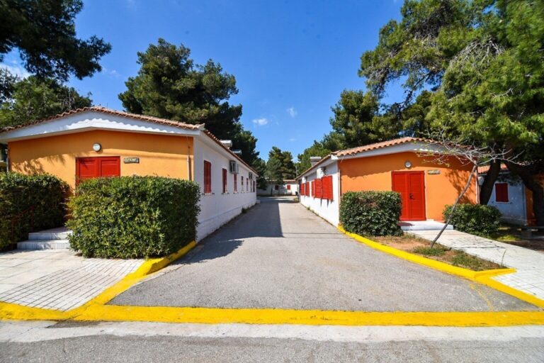 Συναγερμός σε κατασκήνωση στο Γραμματικό: 100 παιδιά έφυγαν με εμετούς και υψηλό πυρετό