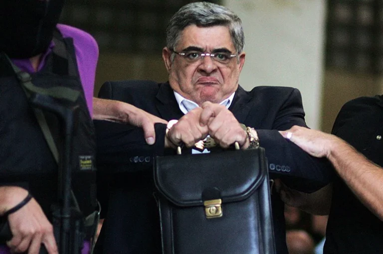 Στη φυλακή ο Νίκος Μιχαλολιάκος