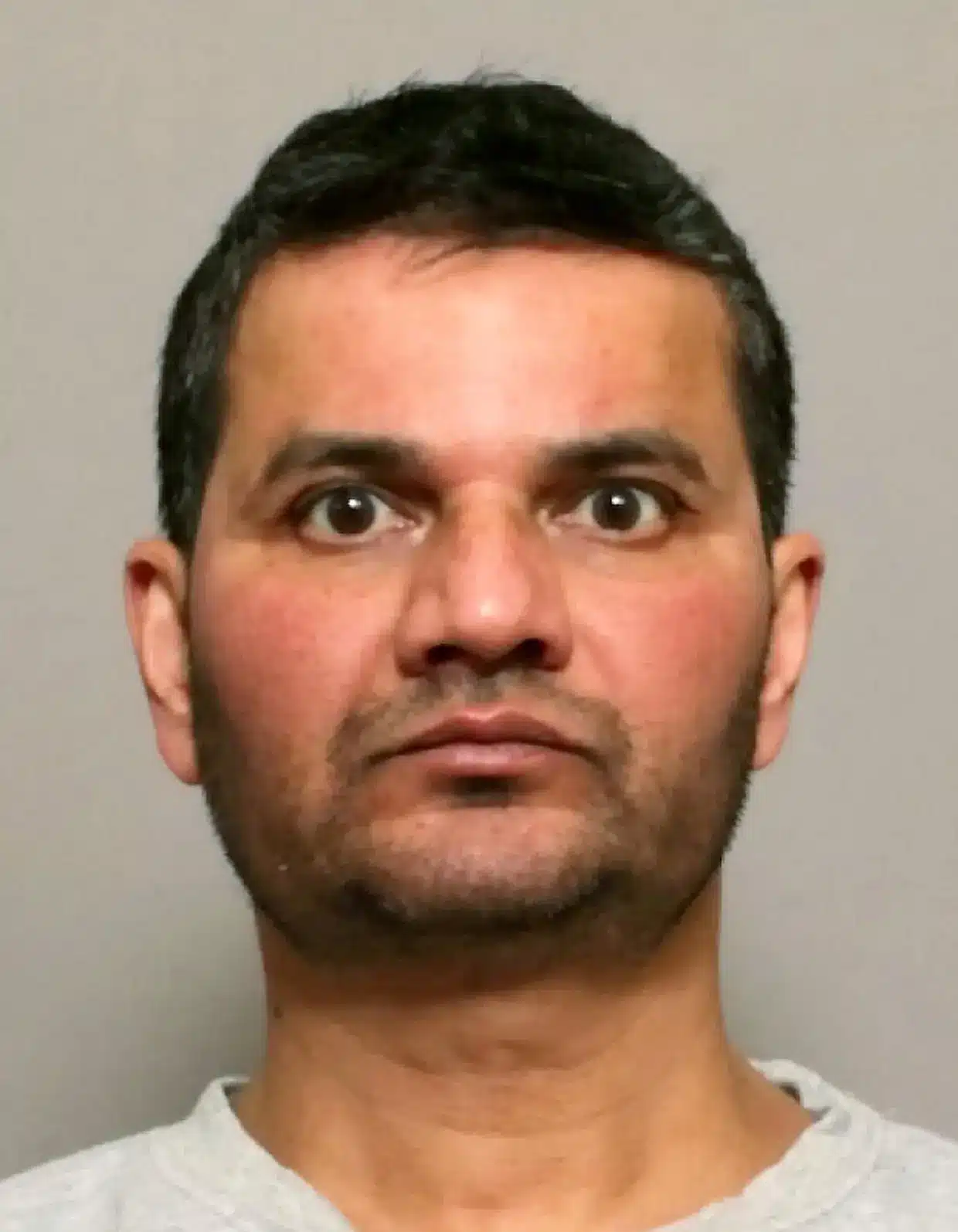 Τηλεφώνησε στον εpαστή της συζύγου του ενώ την στpαγγάλιζε – Έβαλε το πτώμα της στη βαλίτσα και το έριξε στο ποτάμι 1 nintchdbpict000382379897