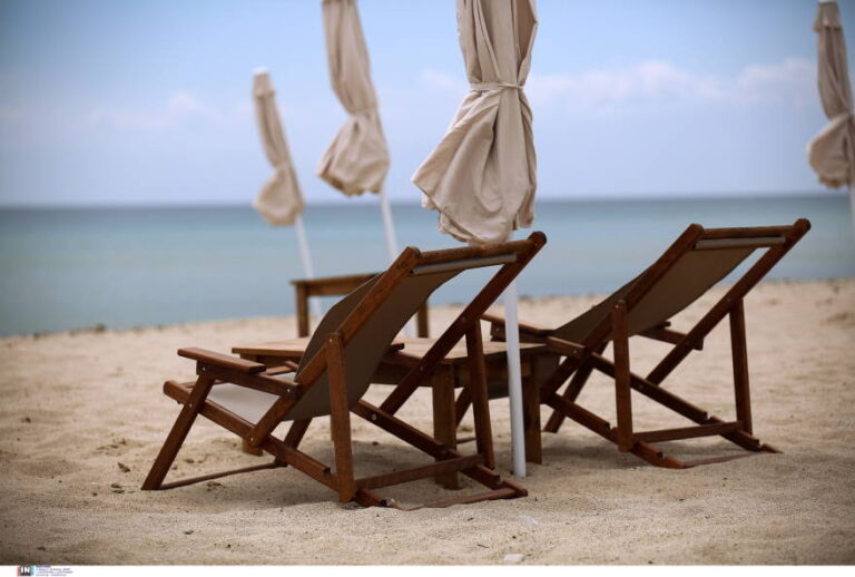 Λουκέτο σε beach bar – Έκοβε αποδείξεις από… ταμειακές φάντασμα και δεν τις διαβίβαζε