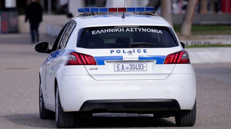 Συνελήφθη υποψήφιος ευρωβουλευτής – Μοίραζε σταυρωμένα ψηφοδέλτια