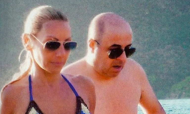 Είναι 54 ετών αλλά μοιάζει με 20: Η γυναίκα του Σεφερλή έχει το πιο γυμνασμένο σώμα στην Ελλάδα