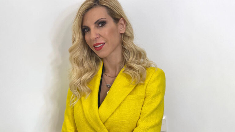 Οι διάλογοι της Σοφίας Πολυζωγοπούλου με την κόρη του Λύτρα: «Βγες από τον ρόλο, κορίτσι μου, προέχουν άλλα»