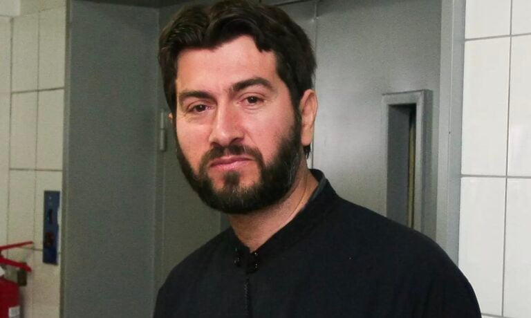 Ο πατέρας Αντώνιος παραπέμπεται με εισαγγελική εντολή για σεξουαλική κακοποίηση δυο ανηλίκων