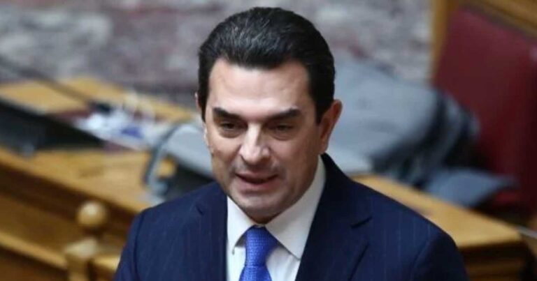 Σκρέκας: «Για πρώτη φορά μειωμένες οι τιμές στα σούπερ μάρκετ τον Μάιο»