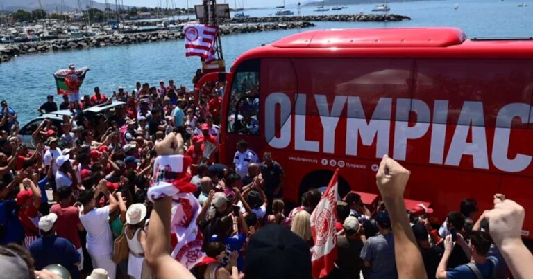 Αίγινα: Χαμός για τα δύο ευρωπαϊκά τρόπαια του Ολυμπιακού – Θα ταξιδέψουν σε όλη την Ελλάδα