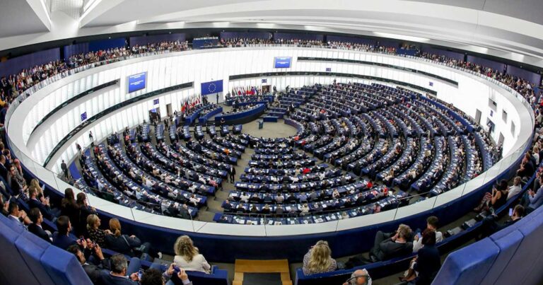 Ευρωεκλογές 2024: Πόσα χρήματα παίρνουν οι ευρωβουλευτές – Πότε βγαίνουν σε σύνταξη