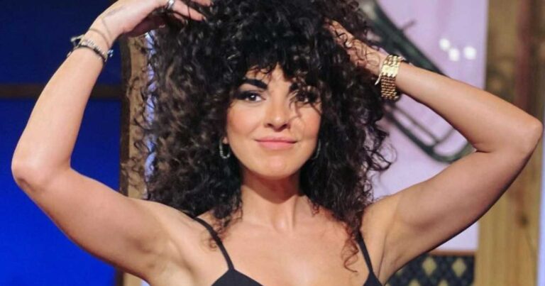 Μαρία Σολωμού για την εμφάνισή της στα Mad VMA: «Δεν φορούσα εσώpουχο»
