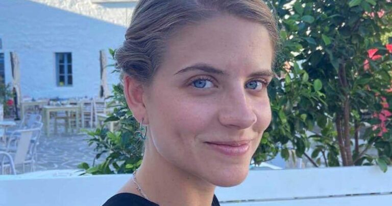 Δανάη Μιχαλάκη: Στην εξοχή αγκαλιά με την επτά μηνών κόρη της