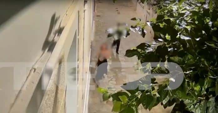 «Δράκος» της Ομόνοιας: Βίντεο ντοκουμέντο από την επίθεση στην 30χρονη – Τα 4 λεπτά του μαρτυρίου