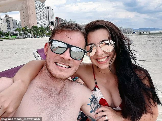 32772236 8697639 joao revealed to larissa pictured before his death that he had s a 4 1599220342804