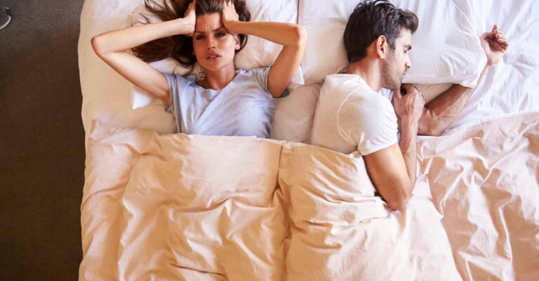 Ύπνος: Τι γίνεται όταν τα ζευγάρια δεν μπορούν να κοιμηθούν μαζί