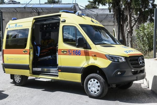 Νεκρή 28χρονη στο διαμέρισμά της – Τι εξετάζεται