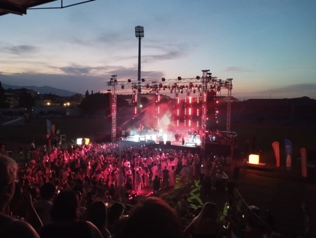 a090b3a384eb4437b57a3b59386f3b3a