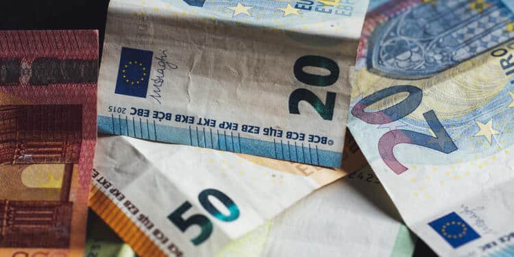 «Ζεστό» χρήμα στα ATM – Ποιοι πληρώνονται έως 12 Ιουλίου