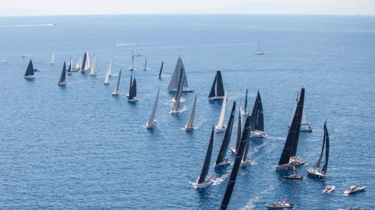 Τραγωδία σε ιστιοπλοϊκό αγώνα στην Κάρπαθο – Νεκρή 40χρονη αθλήτρια