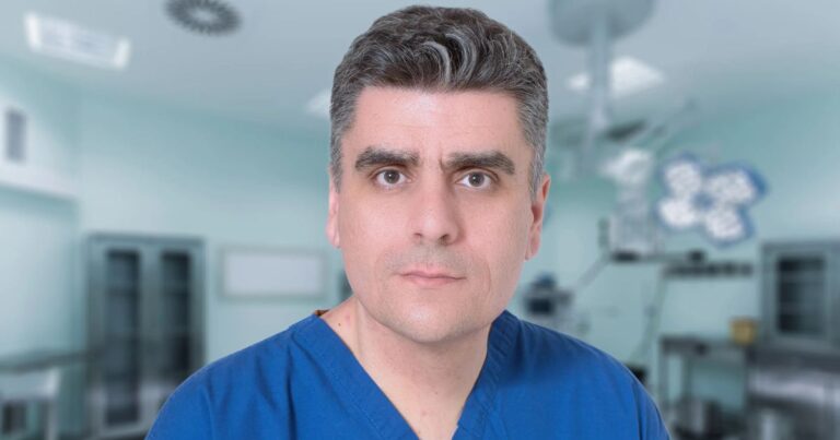 Μόνο περηφάνια: Ο Έλληνας νευροχειρουργός Άγγελος Κόλιας Στους 10 καλύτερους στον κόσμο