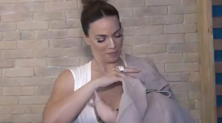 Κατερίνα Στικούδη: Θnλάζει τον γιο της μπροστά στην κάμερα – «Το μωρό θα τρώει όποτε και όσο θέλει»