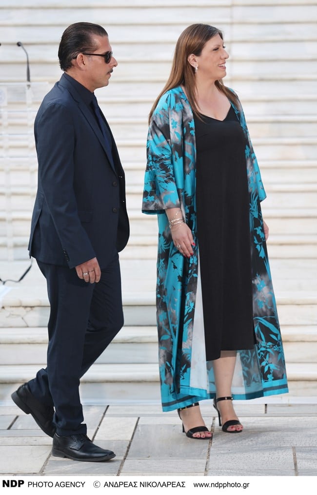 e77ccf6d2c594afdb78fade9c3e20b17